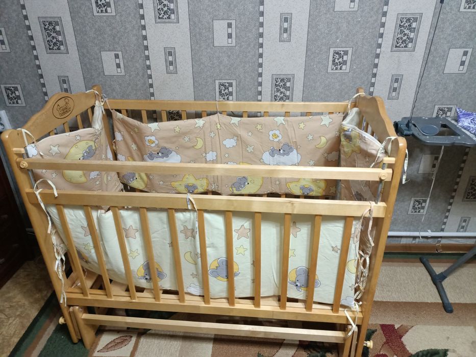 Продам детскую кровать