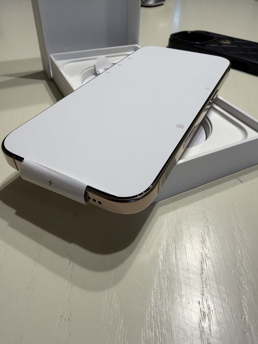 Iphone 16 Pro Desert Titanium 512 GB