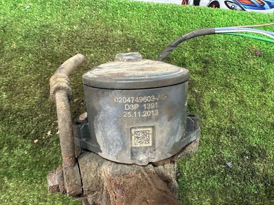 Etrier fata dreapta etrier fata stanga peugeot 308 motor 1.6 diesel 2007-2014