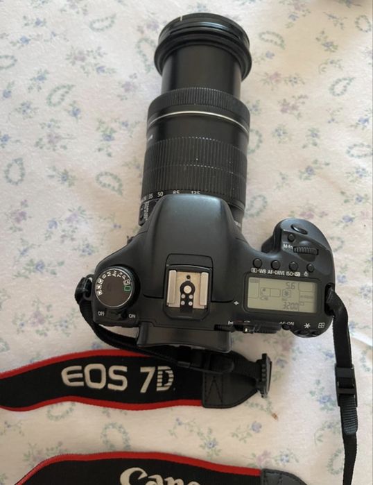 Canon eos 7d obiectiv 13-135mm