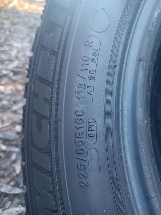 225/65/16 С Michelin Дот 2923