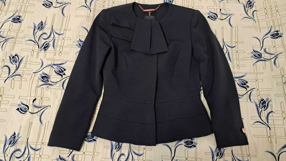 Продам женский пиджак