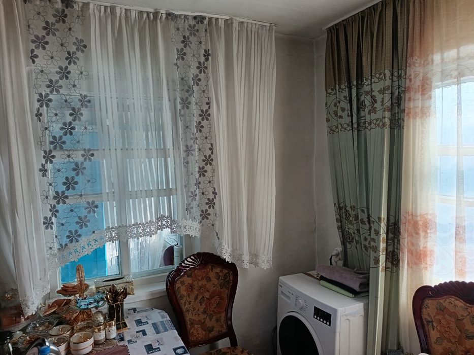 Срочно Продам пол дома байтерек