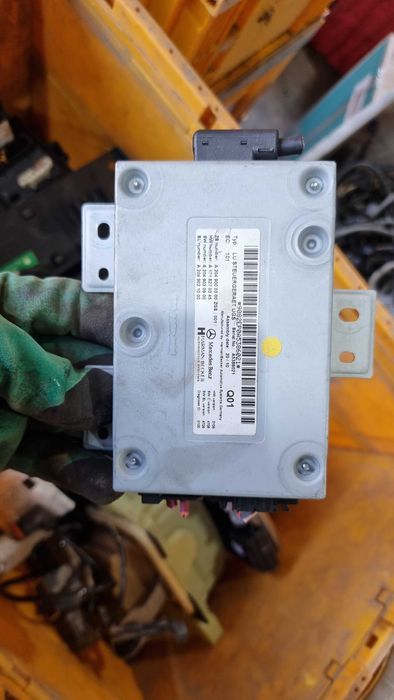 modul multimedia A2049000300 Mercedes C E CLS W212 W204 W219