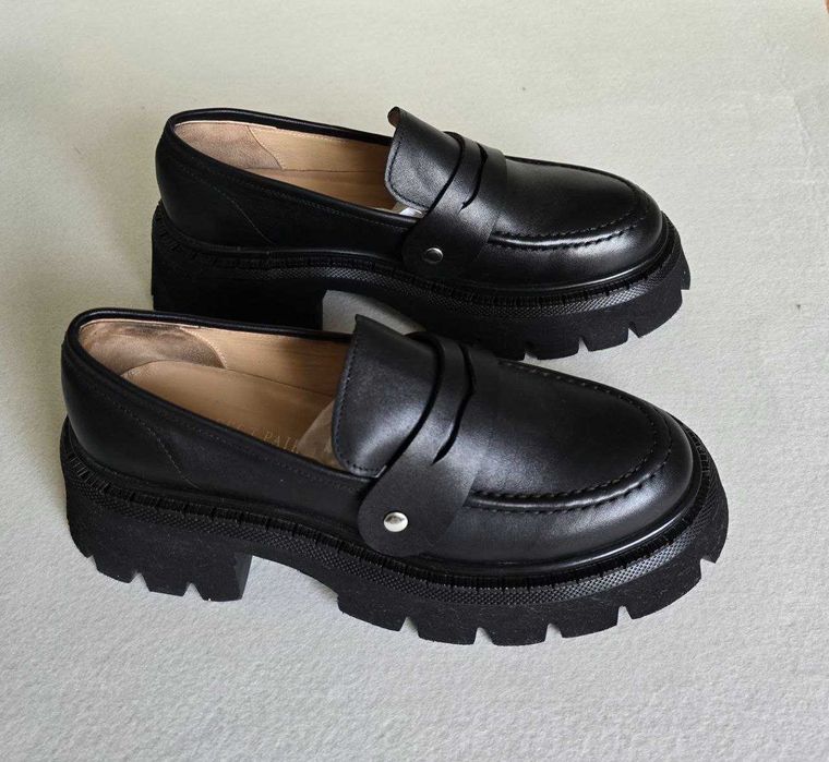 Лоферы кожаные 37-38 размер