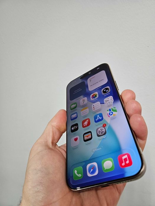 Iphone 16 pro max, 256 gb, neverlock, 95% bateria, garantie.