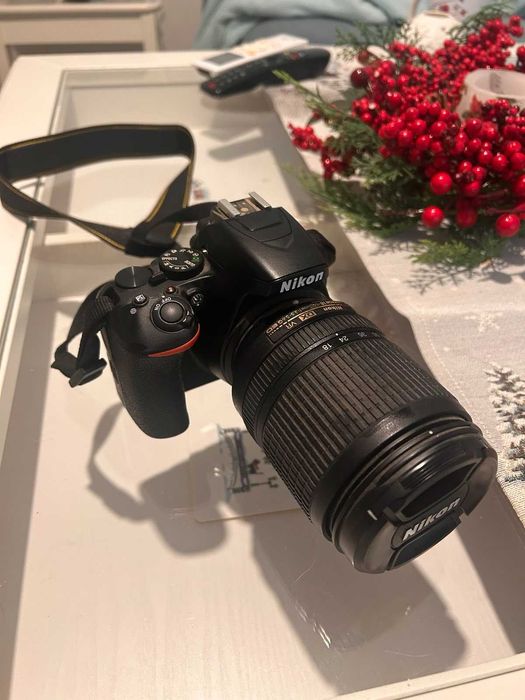 Nikon D3500 + AF-S DX NIKKOR 18-140mm VR (комплект) -като нови