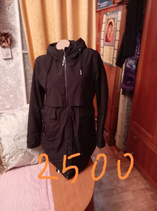 Продаю куртки, размеры 46-48
