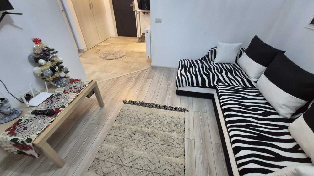 Direct proprietar închiriez Garsonieră