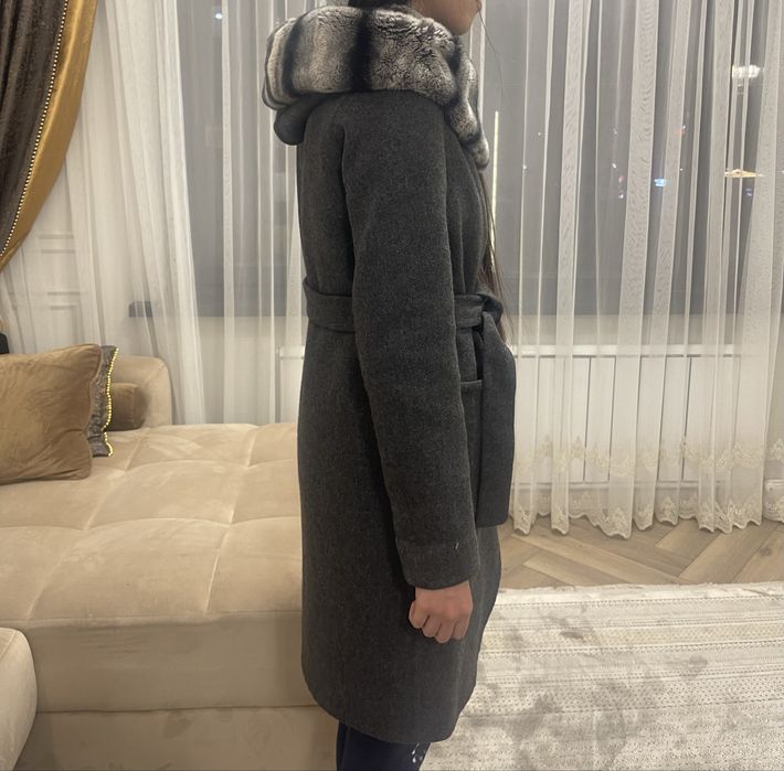 Продам пальто, почти новое