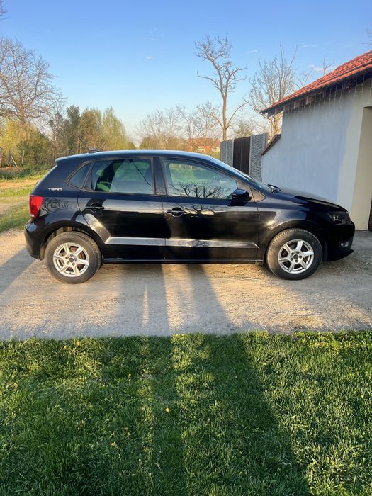 VOLKSWAGEN Polo 2011 — imagine 3