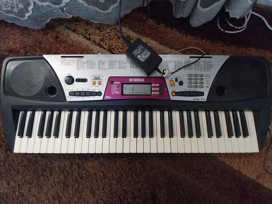 Синтезатор Yamaha PSR - 172