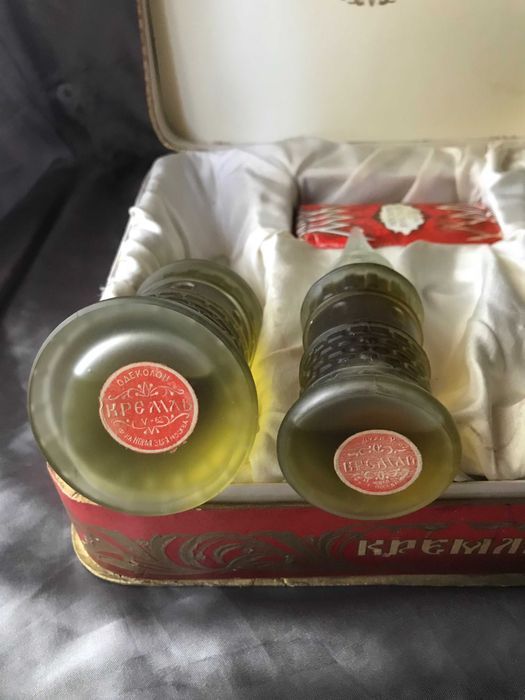 Духи" "одеколон" Москва Кремль Новая Заря СССР 1962 год СССР