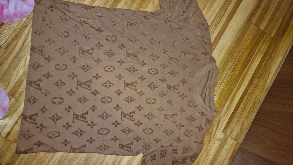 Оригинална тениска