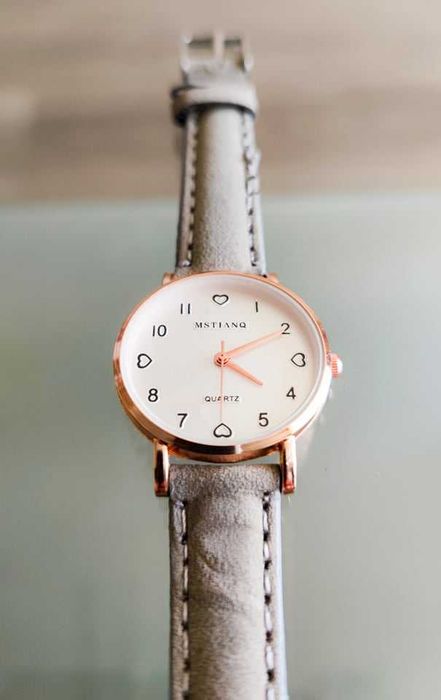 Нови - фини елегантни дамски часовници / часовник / + ПОДАРЪК