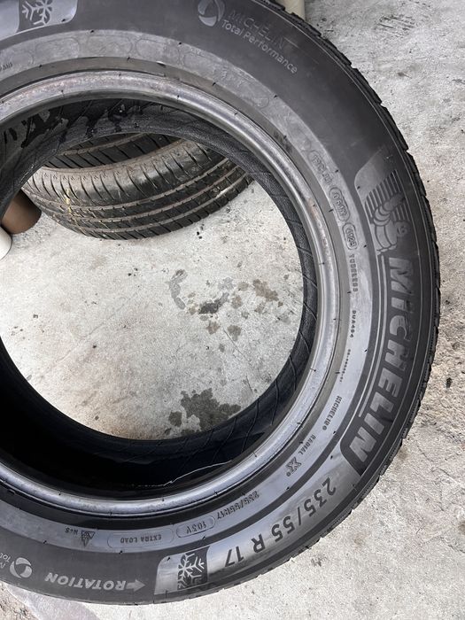 2 anvelope iarna 235/55/17 , Michelin , DOT 2023 !