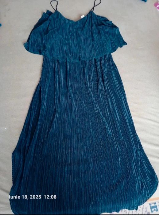 Rochita neagra 54 cm bust