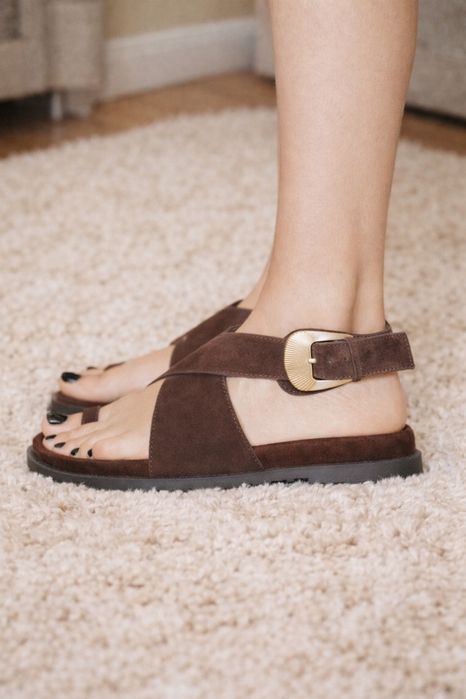 Sandale Zara din piele intoarsa noi cu eticheta