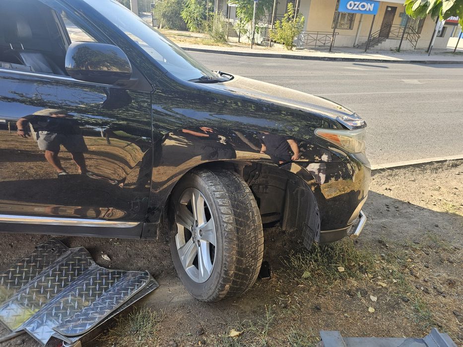 Эвакуатор работаем 24.7 Паткат