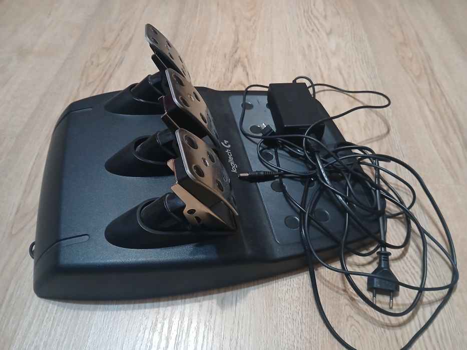 Volan logitech g29 pt pc, ps4, cu pedale