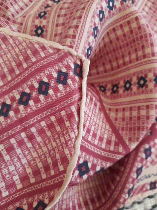 Esarfa matase naturala, 120 lei