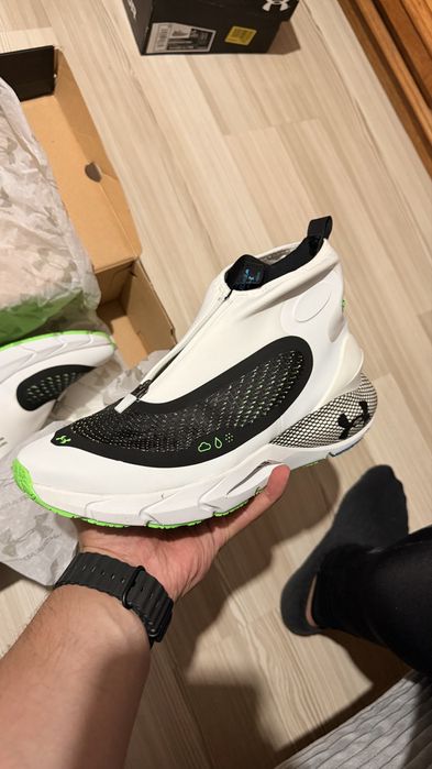 Rari under armour hovr phantom 2 storm marimea 45 noi.