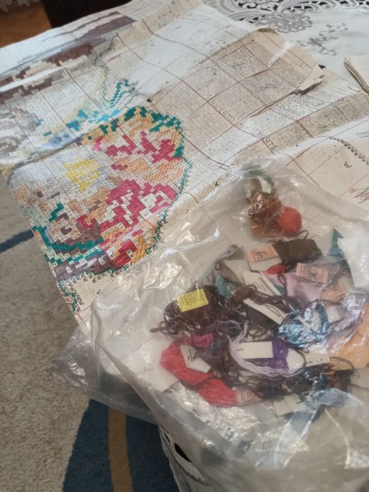 Голям гоблен ДОРИТА , малък Мадоната на Стефанова и Момичето с шапката