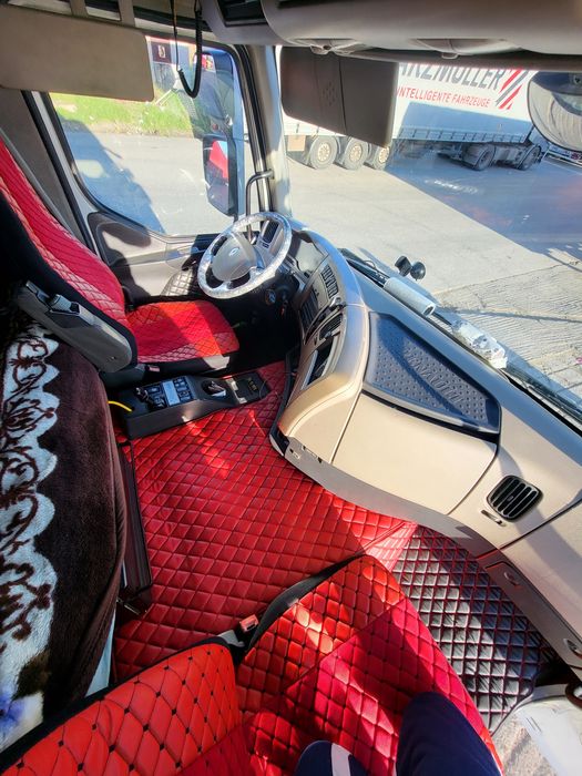 Vând Renault Premium 460Dxi !!!