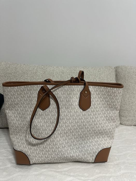 Дамска чанта Michael Kors