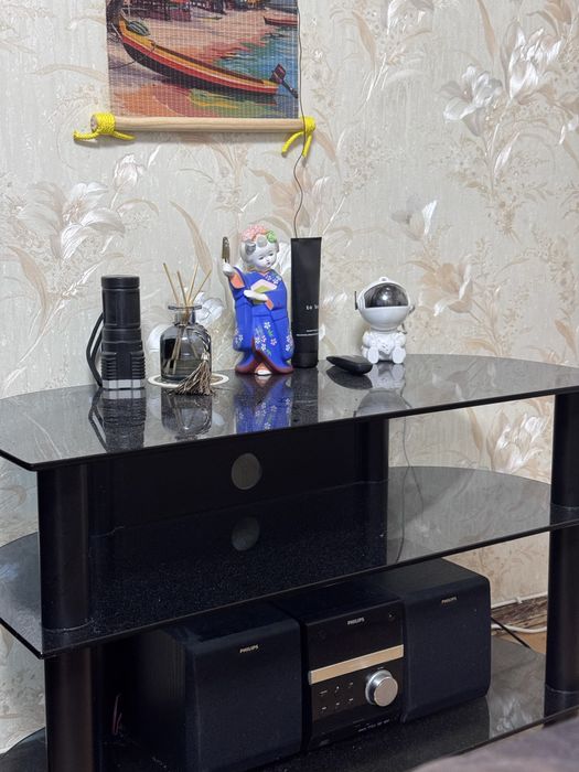 Тумба по телевизор