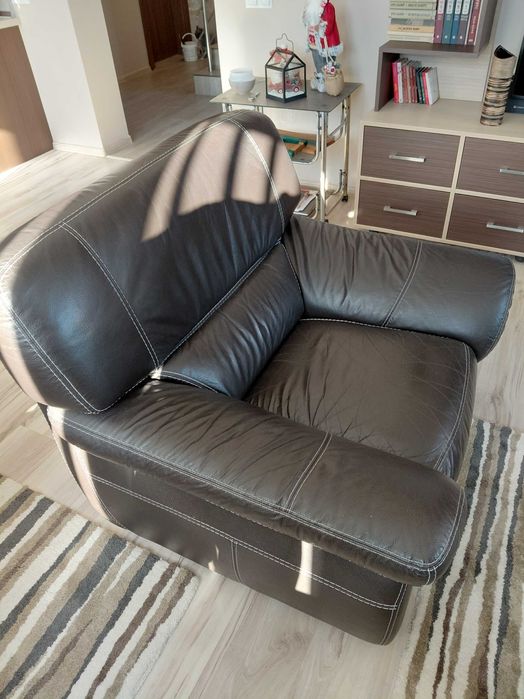 кожен фотьол с размери: Ш-110см., В-90см., Д-100см.