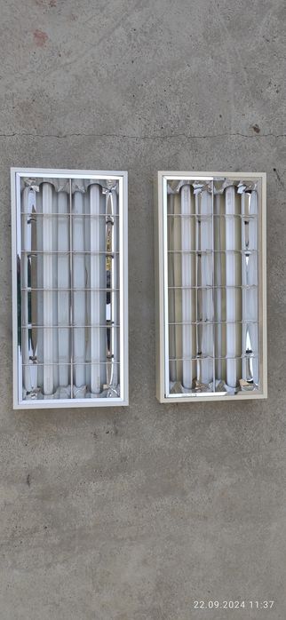 продаётся светильники двойные по 20 в