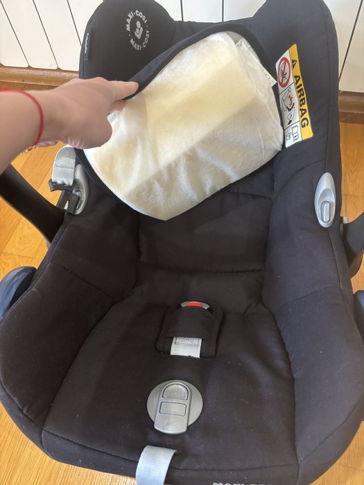 Столче/кош за кола Maxi-Cosi CabrioFix