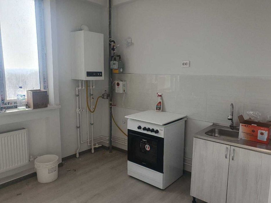 Тошкент вилояти Нурафшон шахар 3 хонали уй сотилади