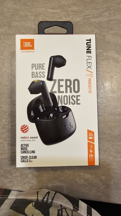 JBL TUNE FLEX слушалки