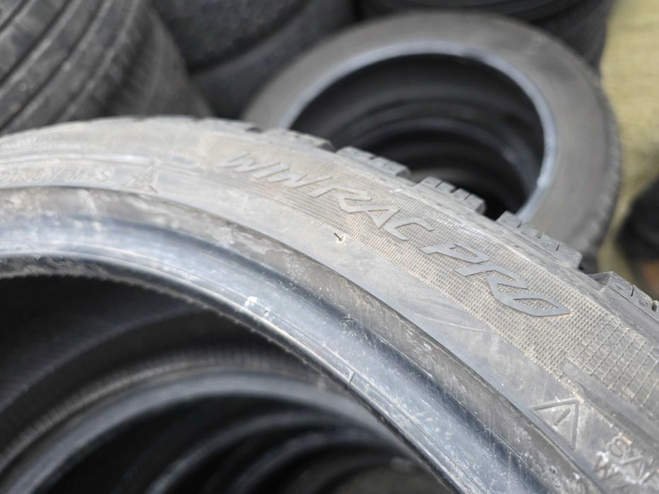 4бр Зимни гуми 255 35 21 - Vredestein