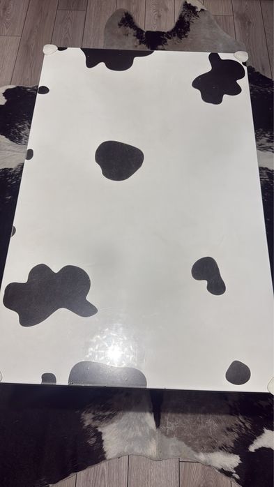 Masă print vacă 110 cm lungime si 70 cm latime