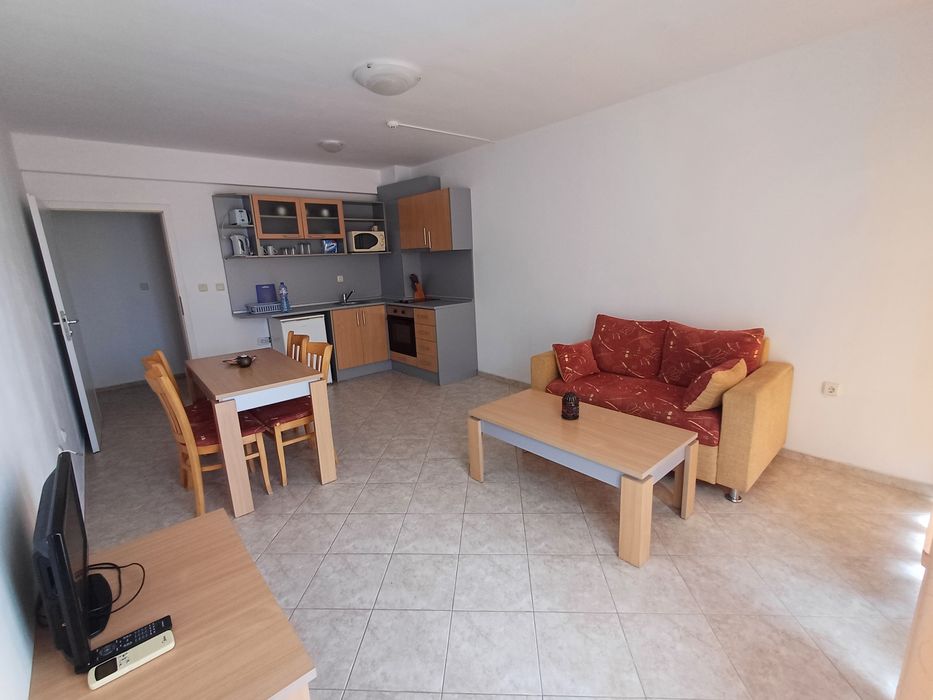 Продава се Тристаен апартамент в к.к. Слънчев бряг - 88 кв.м за 1205 €/кв.м - Снимка #1