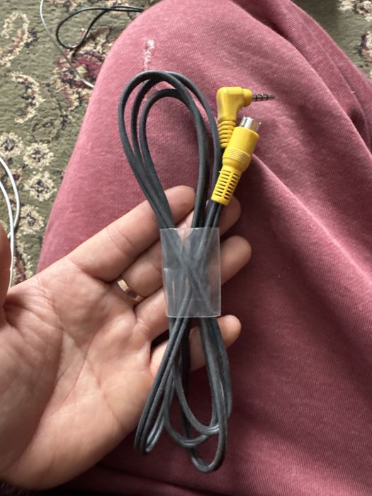 3.5 mini jack на mini-din (s-video)