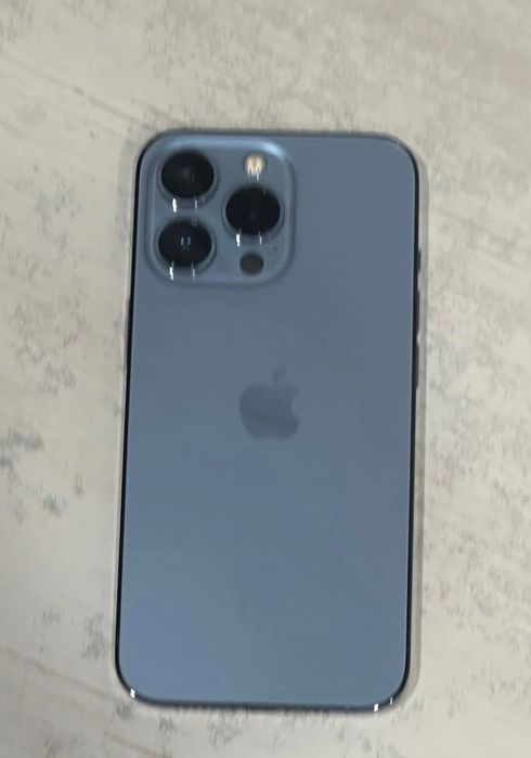 Продам iPhone 13 Pro в идеальном состоянии