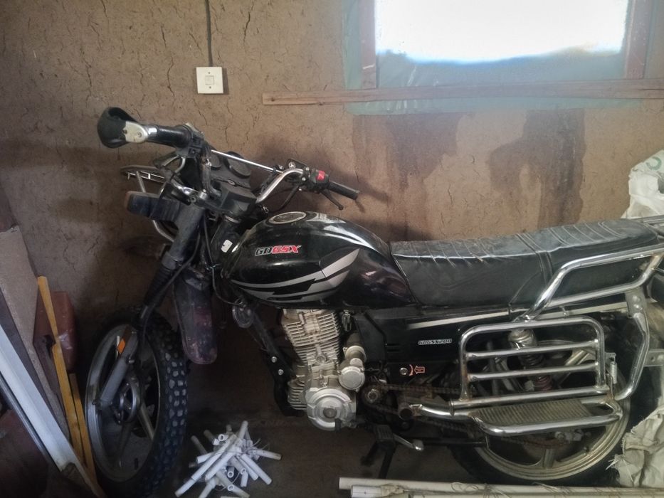 Мотоцикл сатамыз запчасти