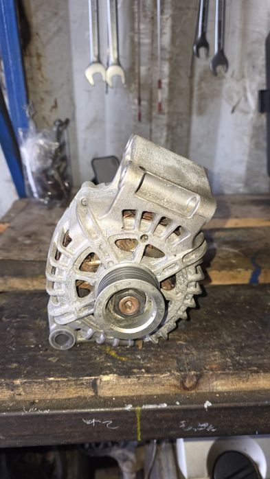 Генератор Форд Фокус/Форд Фиеста 3 поколения 1.6