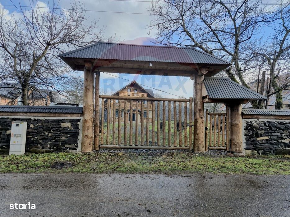 Casă / Vilă cu 6 camere de vânzare