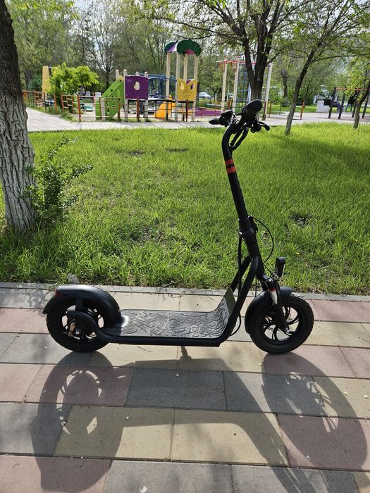 Самокат электрический