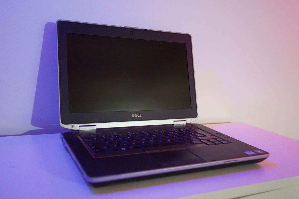 Notebook Dell Latitude E 6420 , I7 2,2 GHZ 8GB DDR 3 240GB SSD Nvidia NVS 4200M Windows 10