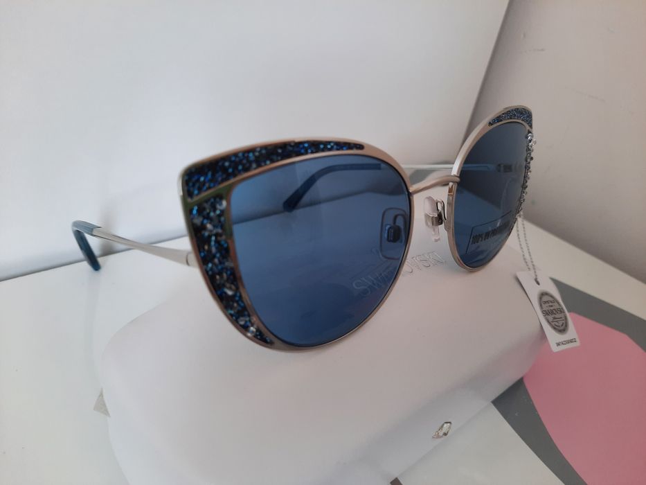 Нови очила на Swarovski