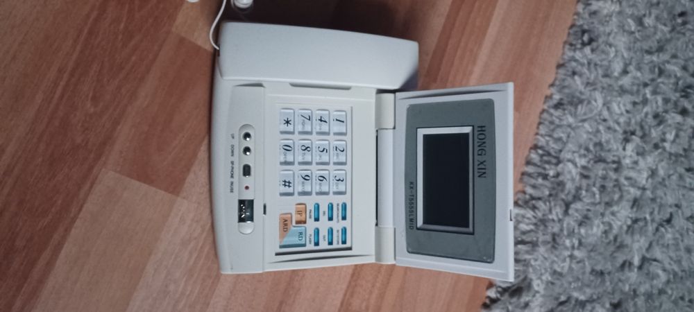 Telefon fix        .