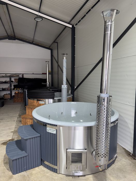 Ciubar tip jacuzzi