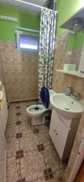 Inchiriez apartament 2 camere in Fetești Gară- zona Penny - Spital