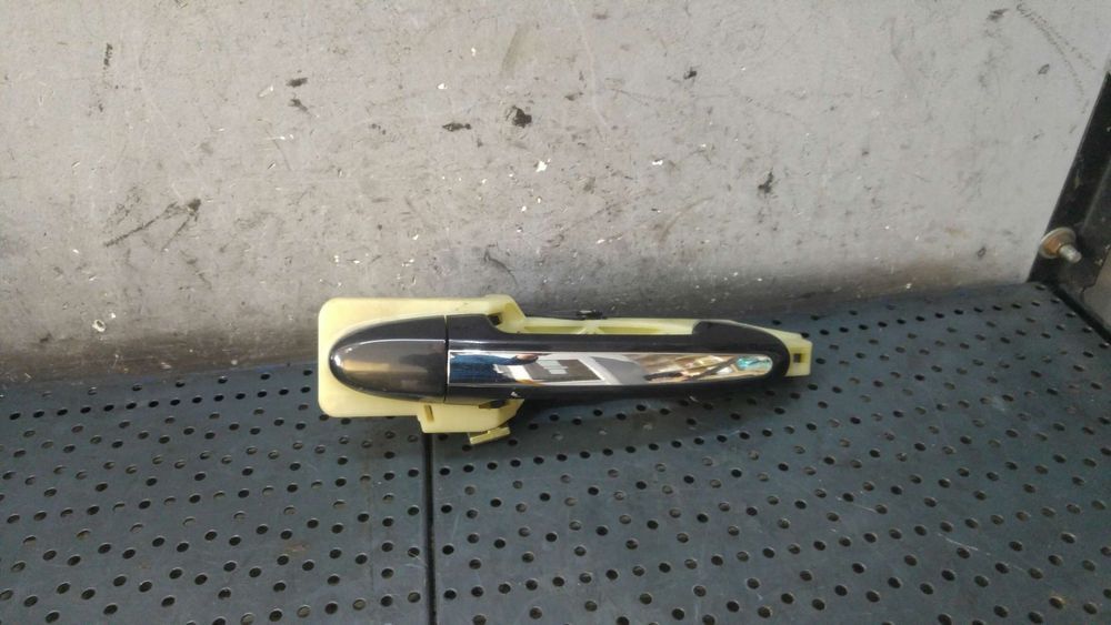 Maner usa stanga spate hyundai santa fe 2 cm
